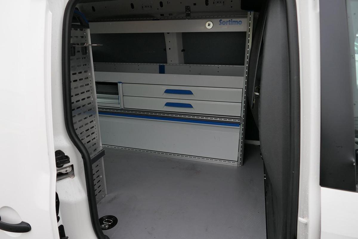 Gebraucht Volkswagen Caddy Maxi 2.0 TDI 4Motion 2-Sitzer Klima Tempomat AHK Werkstatteinbauten COC