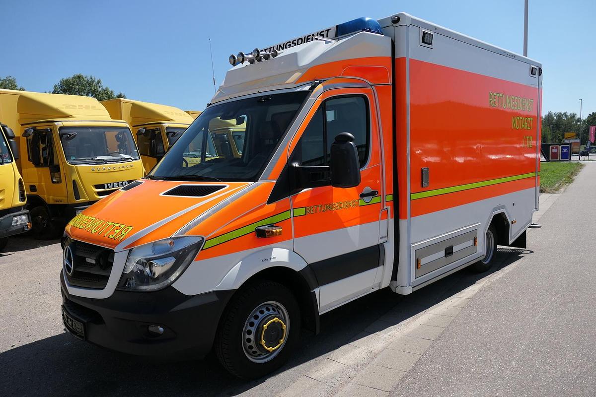 Gebraucht Mercedes-Benz Sprinter 519 CDI Klima Krankenwagen