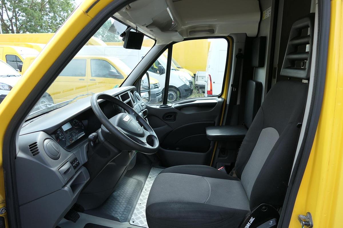 Gebraucht Iveco Daily 35 S11 C30C AUTOMATIK KAMERA Regale LUFT DURCHGANG EURO-5 CoC