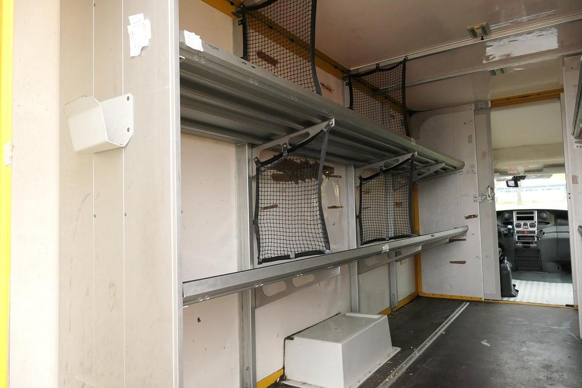 Gebraucht Iveco Daily 35 S11 C30C AUTOMATIK KAMERA MAXI Regale DURCHGANG