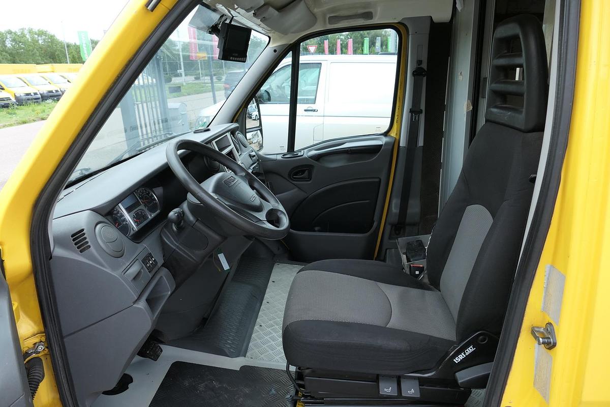 Gebraucht Iveco Daily 35 S11 C30C AUTOMATIK KAMERA MAXI Regale DURCHGANG