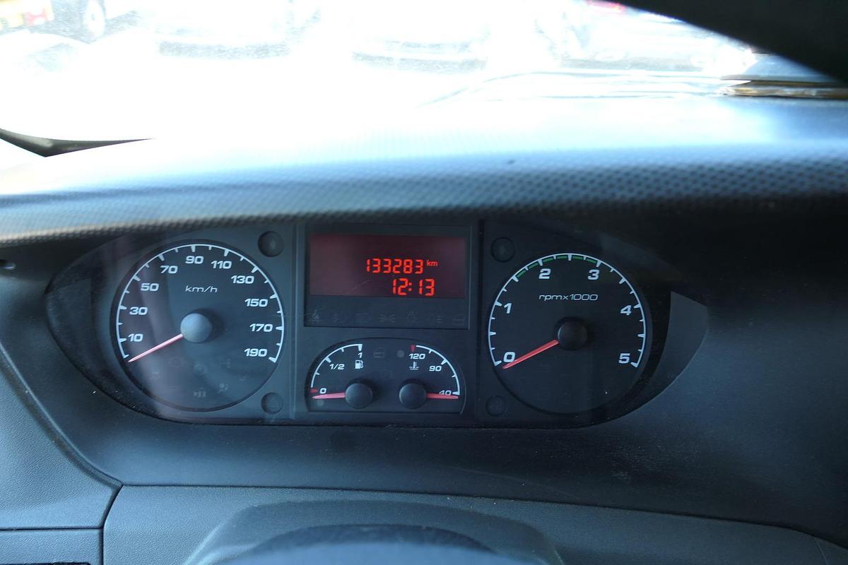 Gebraucht Iveco Daily 35 S11 C30C AUTOMATIK KAMERA Regale LUFT DURCHGANG EURO-5 CoC