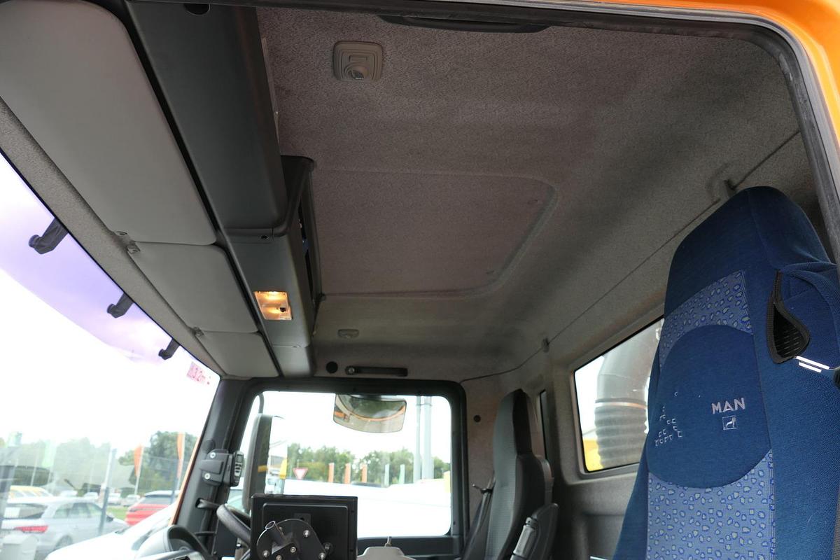 Gebraucht MAN TGL 12.250 4x2 BL Kehrmaschine