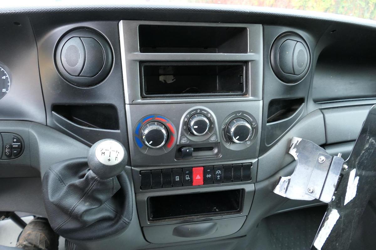 Gebraucht Iveco Daily 35 S11 C30C AUTOMATIK KAMERA MAXI KAMERA Regale LUFT - EURO 5 - CoC