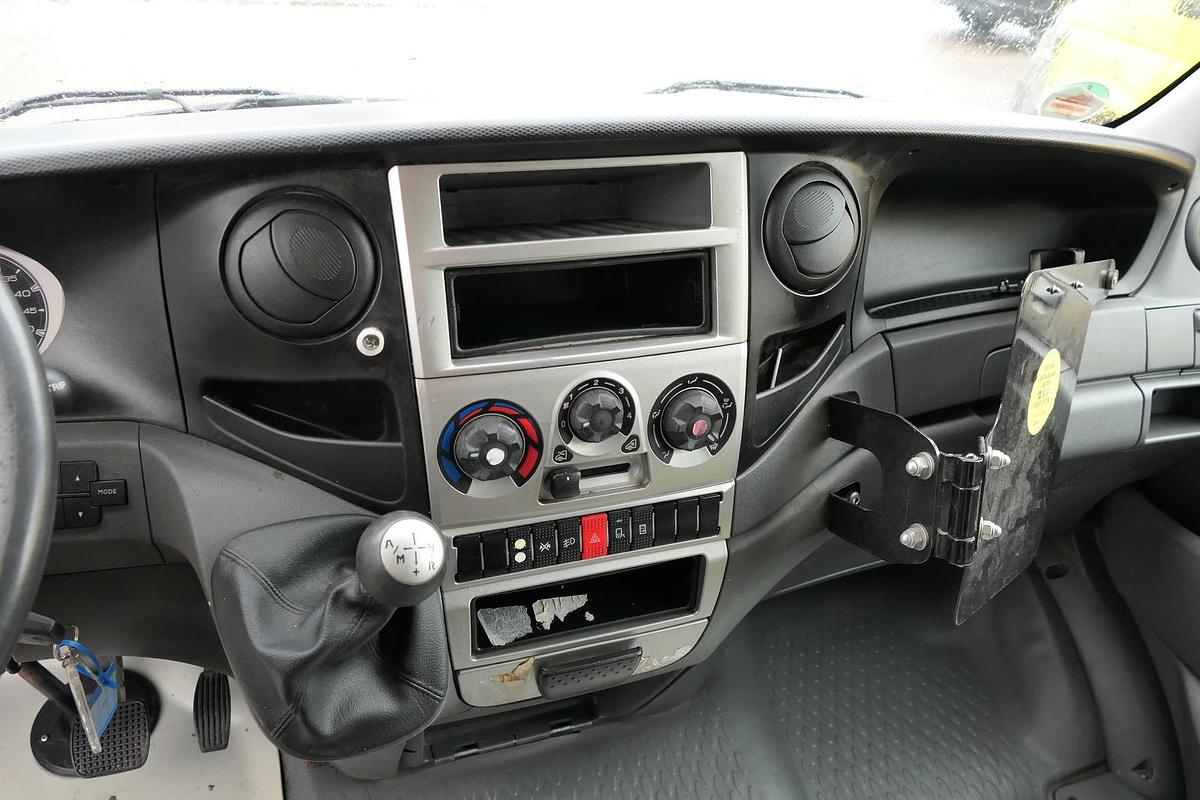 Gebraucht Iveco Daily 35 S11 C30C AUTOMATIK KAMERA MAXI Regale DURCHGANG