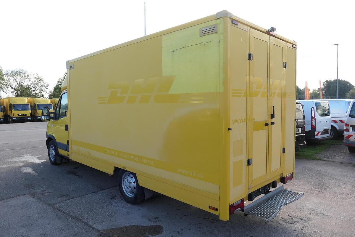 Gebraucht Iveco Daily 35 S11 C30C AUTOMATIK KAMERA Regale LUFT DURCHGANG EURO-5 CoC