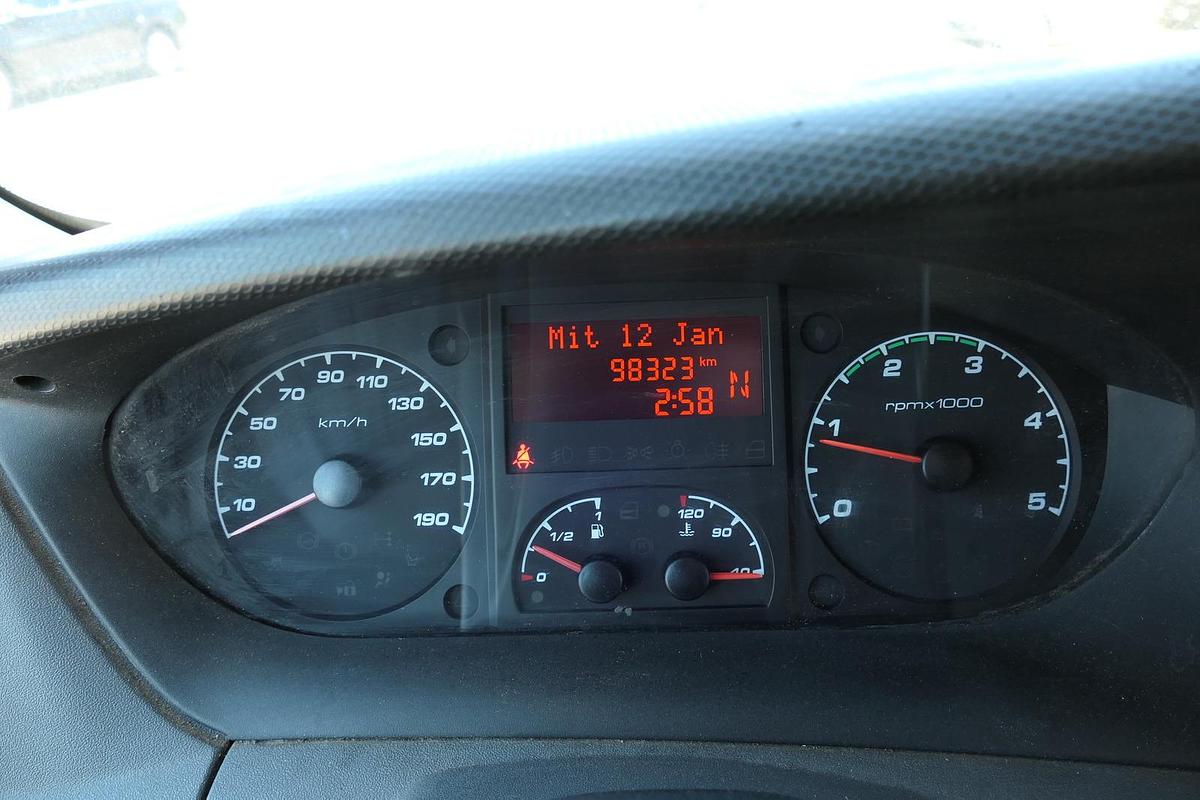 Gebraucht Iveco Daily 35 S11 C30C AUTOMATIK KAMERA MAXI Regale LUFT - EURO 5 - CoC