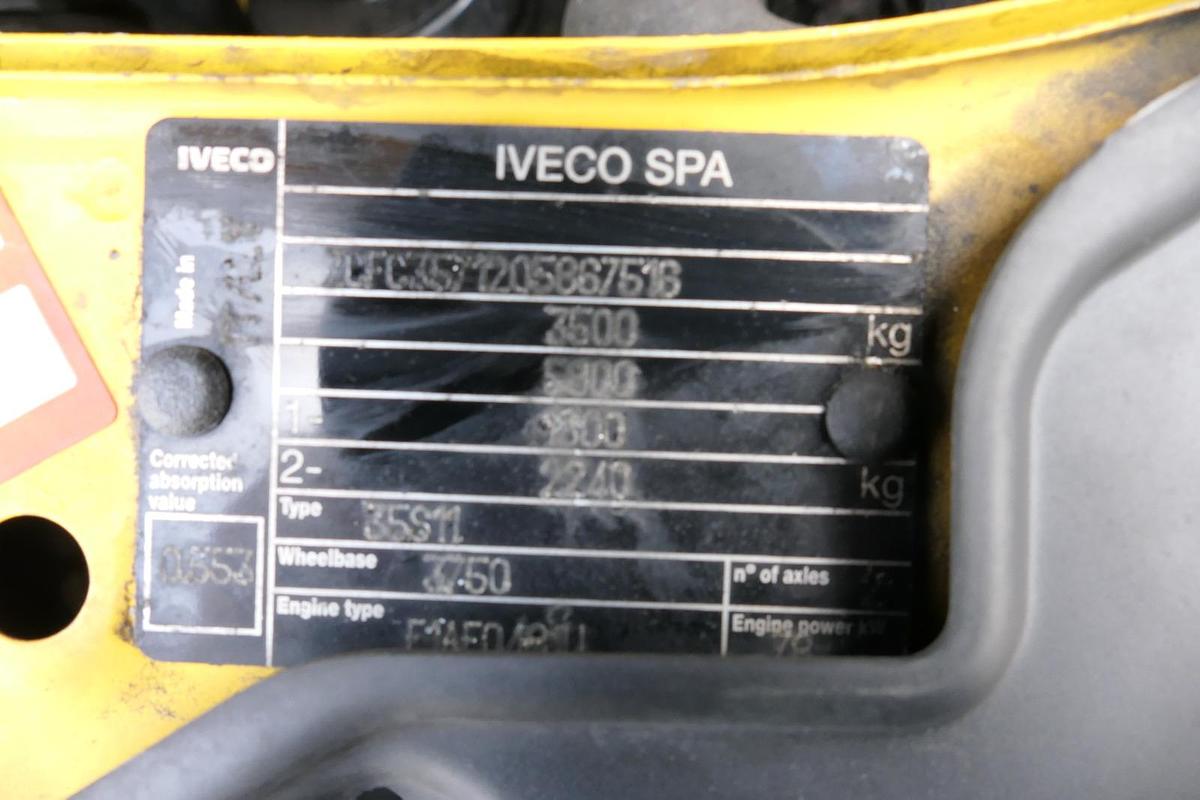 Gebraucht Iveco Daily 35 S11 C30C AUTOMATIK KAMERA MAXI Regale DURCHGANG