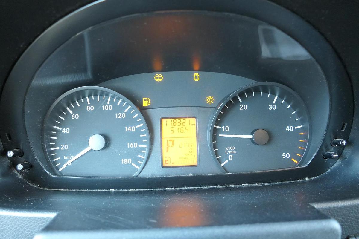 Gebraucht Mercedes-Benz SPRINTER 310 CDI MAXI EURO-5 KOFFER REGALE KAMERA DURCHGANG