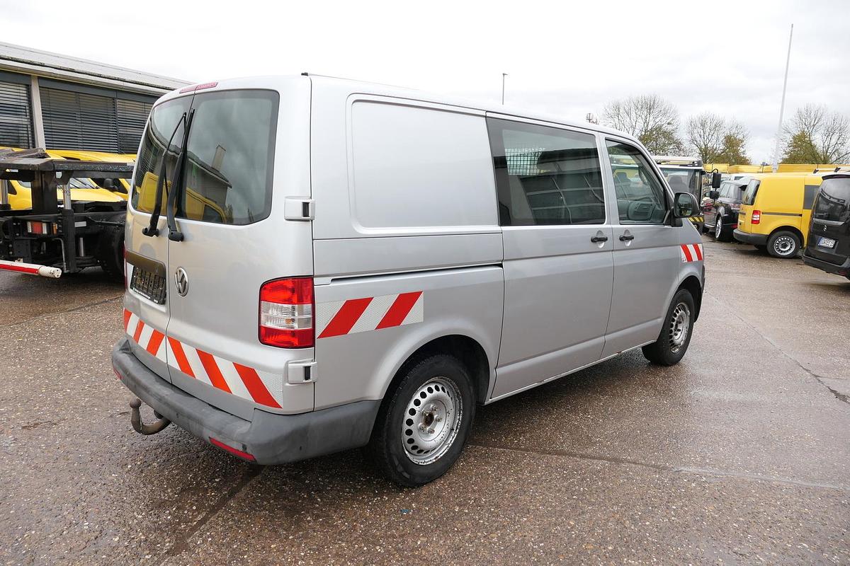 Gebraucht Volkswagen T5 Transporter 2.0 TDI 2-Sitzer 4 Motion AHK KLIMA COC WERKSTATTEINBAUTEN