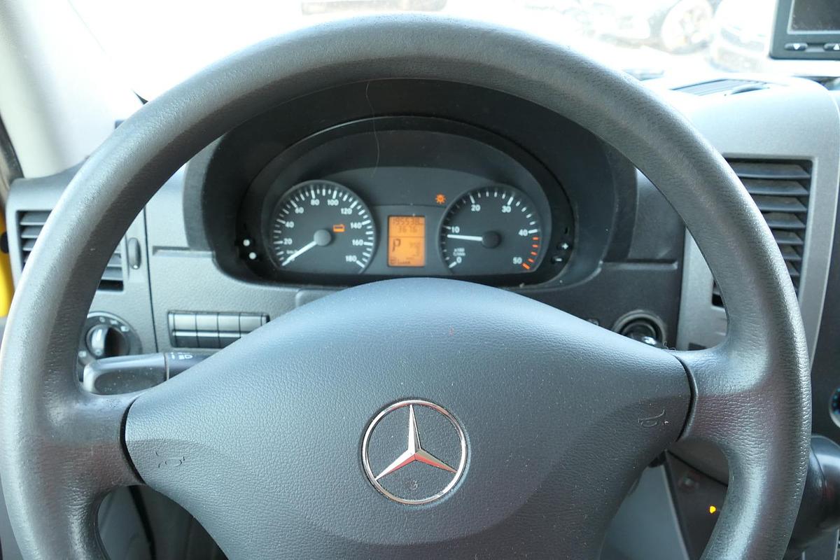 Gebraucht Mercedes-Benz SPRINTER 310 CDI MAXI EURO-5 KOFFER REGALE KAMERA DURCHGANG