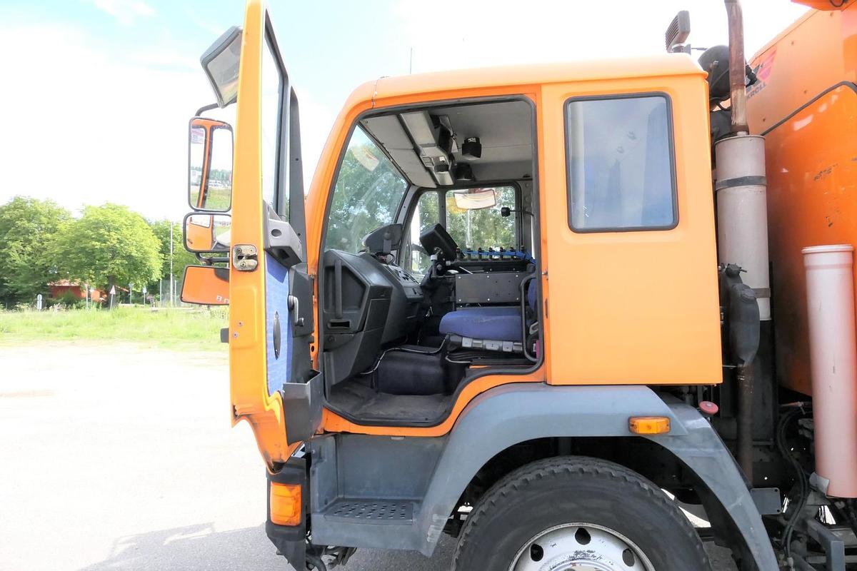 Gebraucht MAN LE 1608 KOMMUNAL KROLL BY SFZ - Rechtslenker