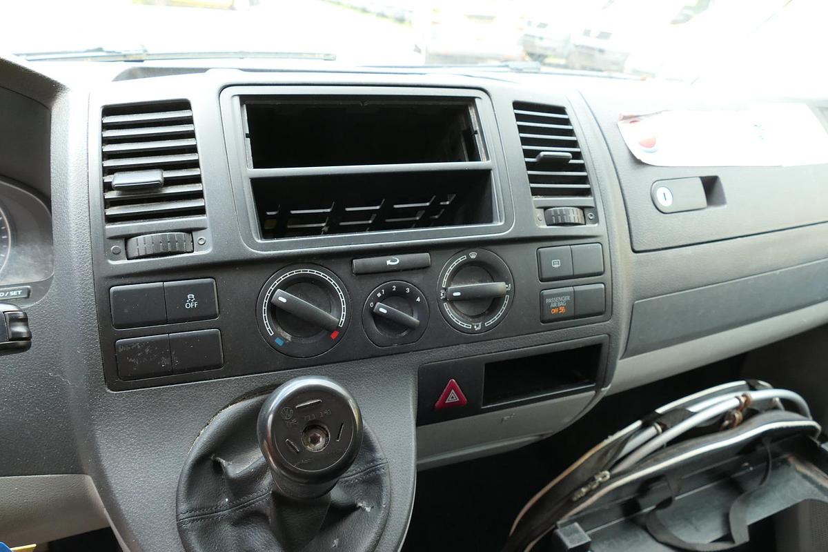 Gebraucht Volkswagen T5 Transporter 2.0 TDI EURO-5 CoC PARKTRONIK