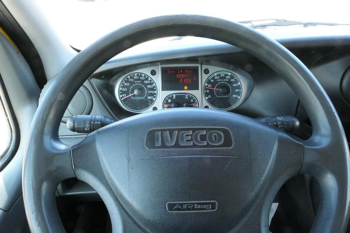 Gebraucht Iveco Daily 35 S11 C30C AUTOMATIK KAMERA MAXI Regale DURCHGANG