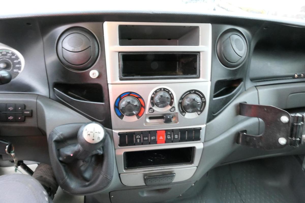 Gebraucht Iveco Daily 35 S11 C30C AUTOMATIK KAMERA MAXI Regale LUFT DURCHGANG