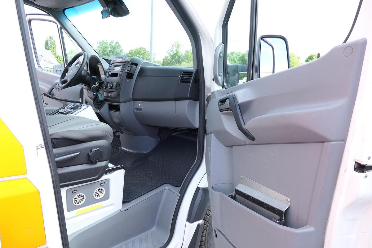 Gebraucht Mercedes-Benz Sprinter 519 CDI Klima Krankenwagen Fahrtec Aufbau
