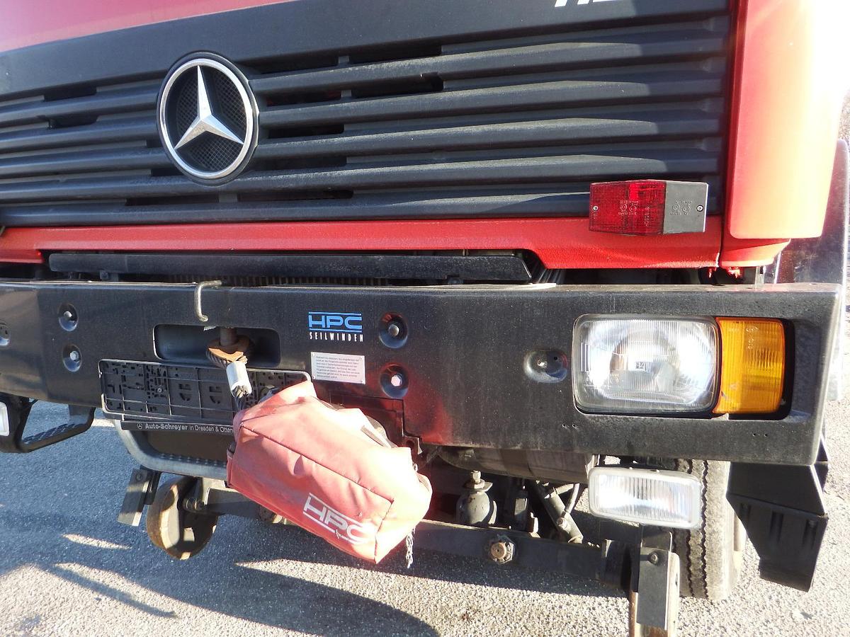 Gebraucht Mercedes-Benz 1124AF 4x4 ZW Feuerwehr Zweiwege Schienenverkehr Lenkachse - AHK - Seilwinde - SFZ