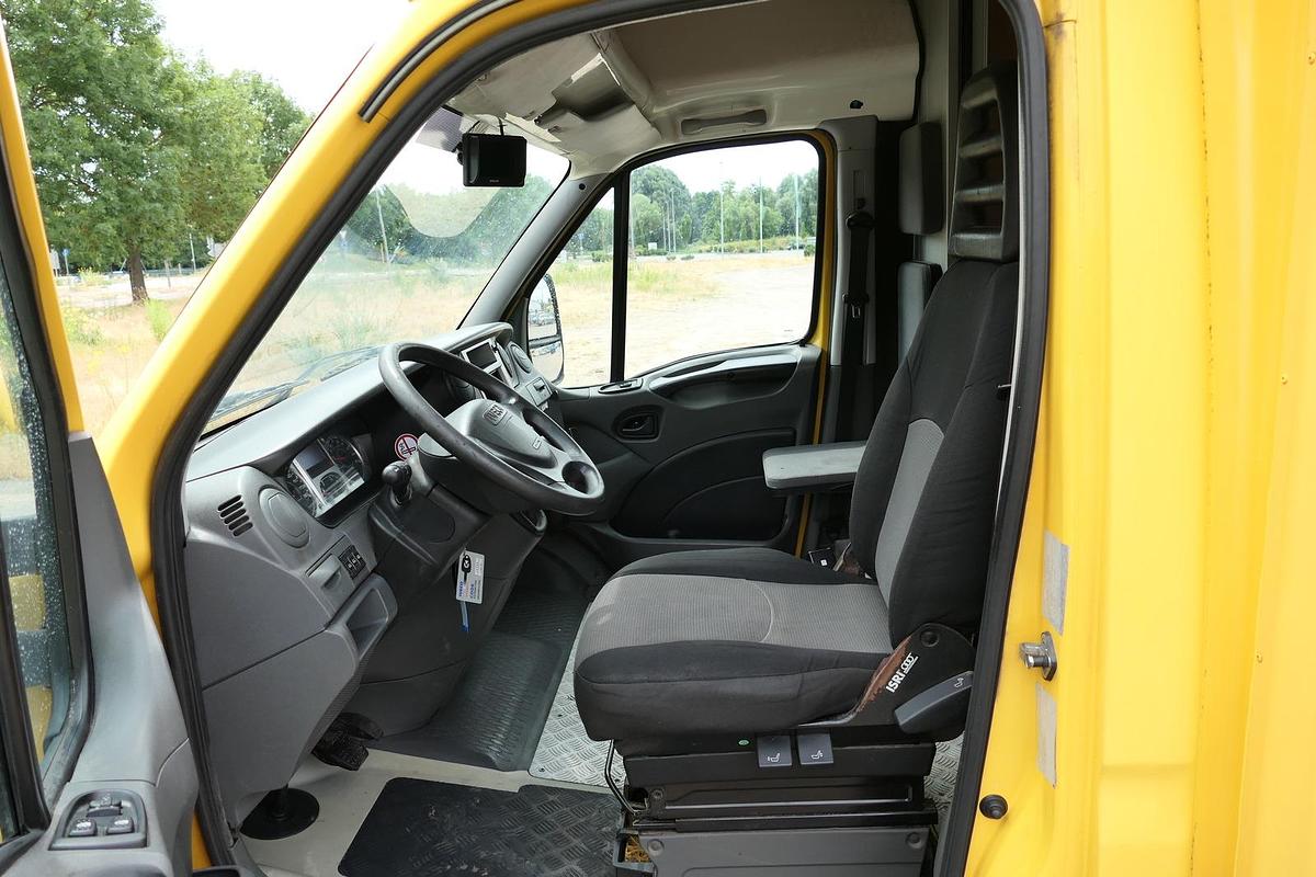 Gebraucht Iveco Daily 35 S11 C30C AUTOMATIK KAMERA MAXI Regale DURCHGANG