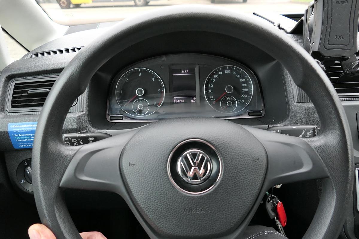 Gebraucht Volkswagen Caddy Maxi 2.0 TDI 4Motion 2-Sitzer Klima Tempomat AHK Werkstatteinbauten COC