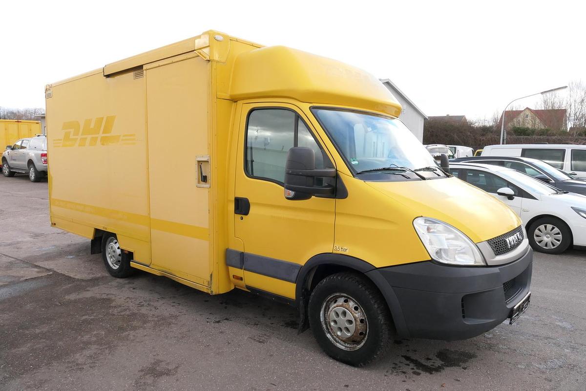 Gebraucht Iveco Daily 35 S11 C30C AUTOMATIK KAMERA MAXI Regale DURCHGANG