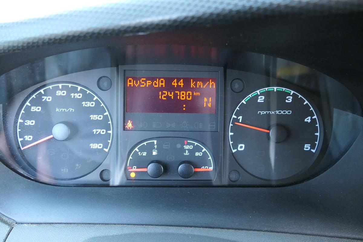 Gebraucht Iveco Daily 35 S11 C30C AUTOMATIK KAMERA MAXI KAMERA Regale LUFT - EURO 5 - CoC