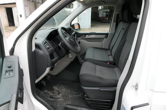 Gebraucht Volkswagen T6 2.0 TDI 4Motion Kurz Klima Werkstatteinbauten COC AHK