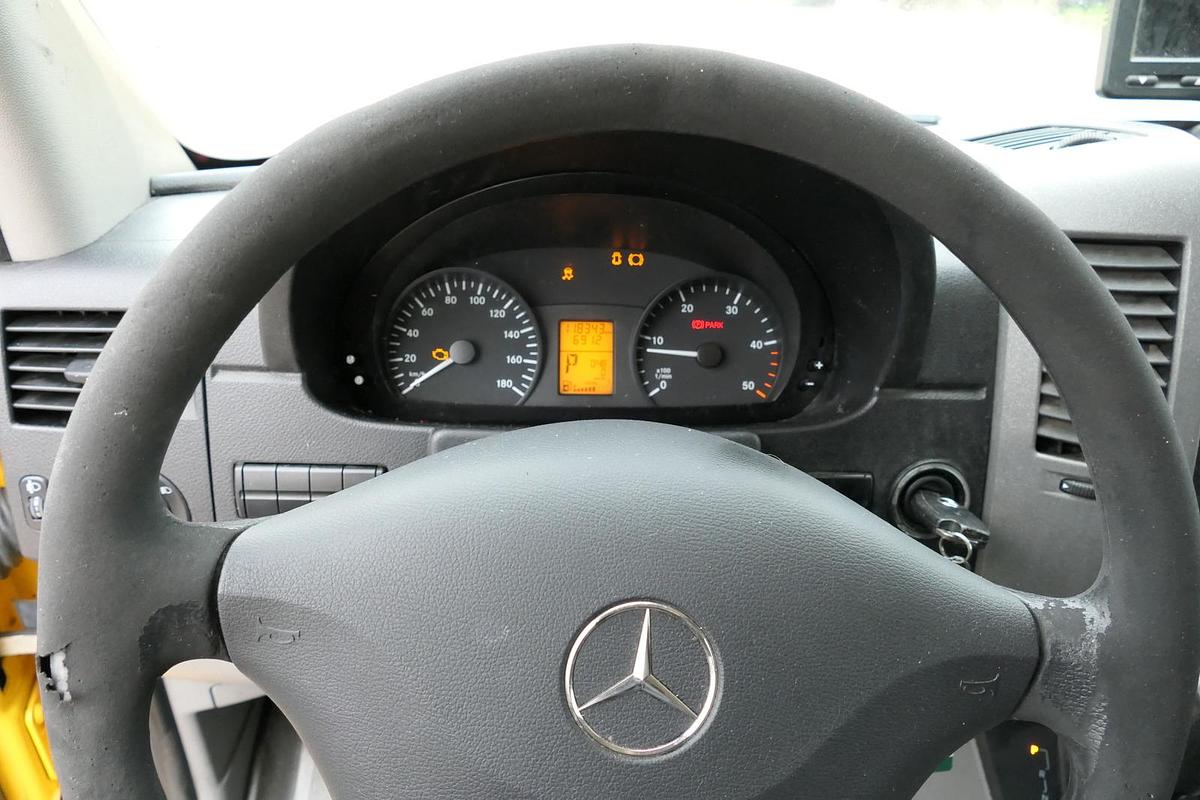 Gebraucht Mercedes-Benz SPRINTER 310 CDI MAXI EURO-5 KOFFER REGALE KAMERA DURCHGANG