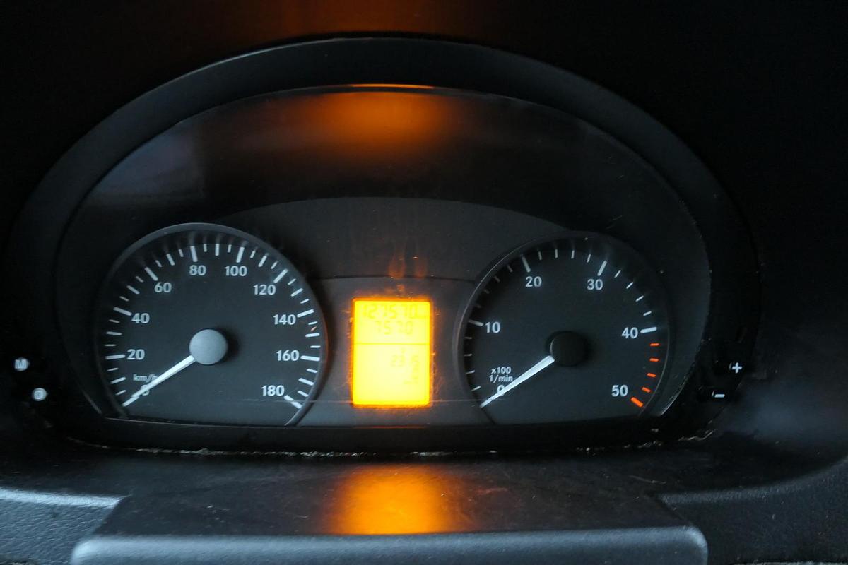 Gebraucht Mercedes-Benz SPRINTER 310 CDI MAXI EURO-5 KOFFER DURCHGANG REGALE KAMERA SERVICE