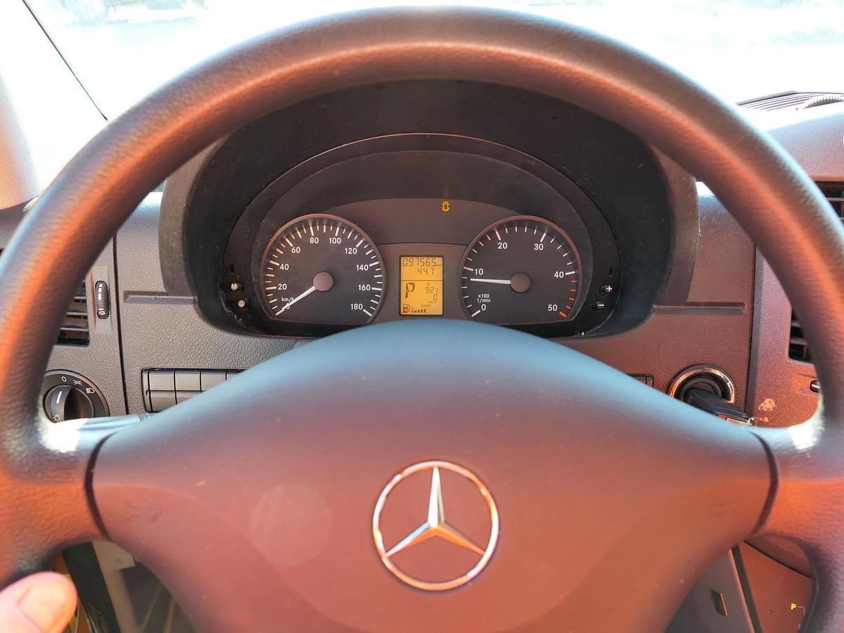Gebraucht Mercedes-Benz SPRINTER 310 CDI MAXI EURO-5 KOFFER REGALE KAMERA DURCHGANG