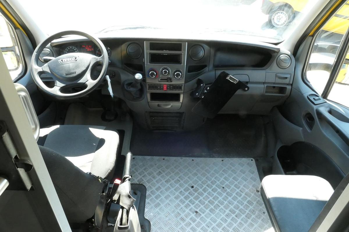 Gebraucht Iveco Daily 35 S11 C30C AUTOMATIK KAMERA Regale LUFT DURCHGANG EURO-5 CoC