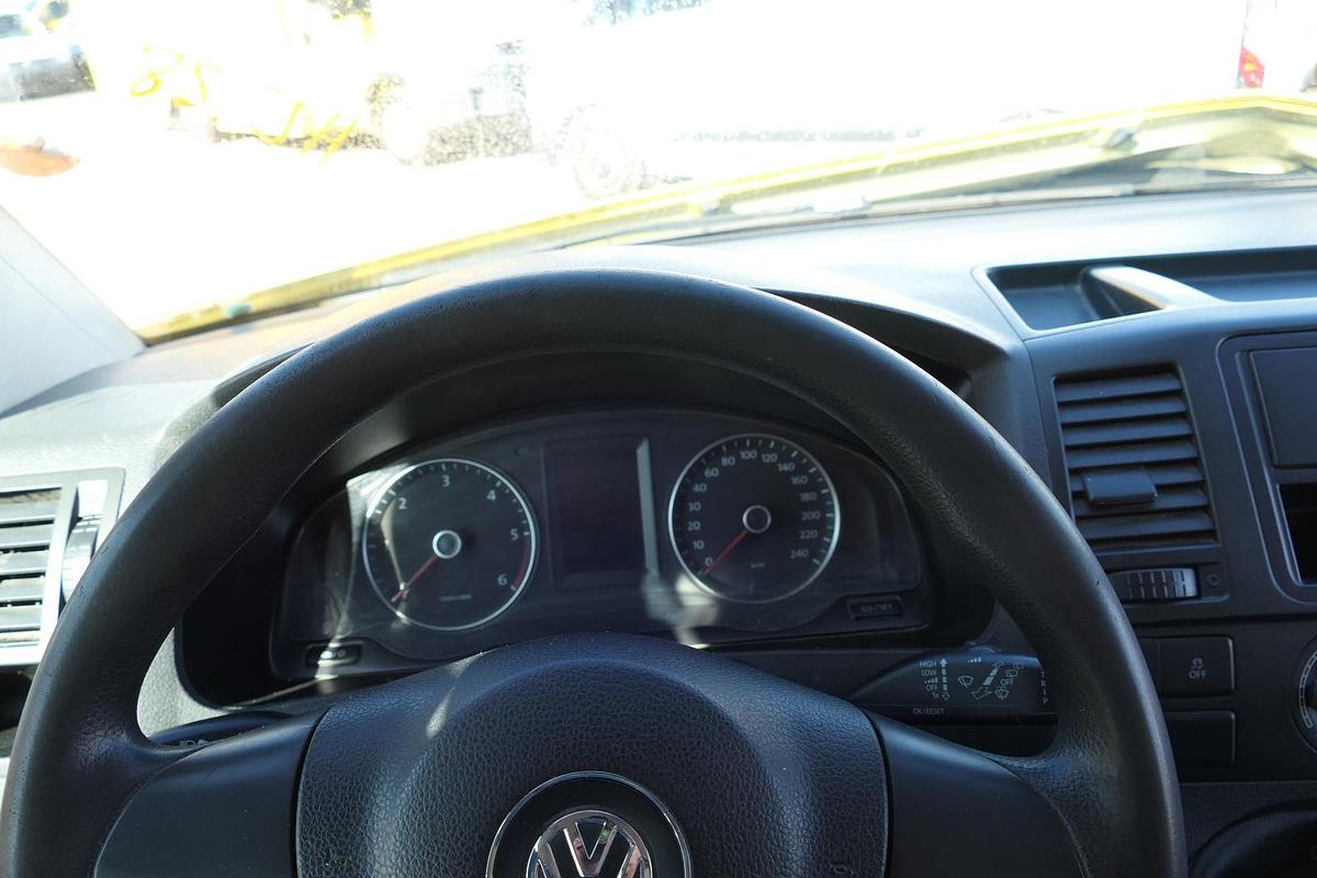 Gebraucht Volkswagen T5 Transporter 2.0 TDI 2-Sitzer EURO-5 CoC PARKTRONIK