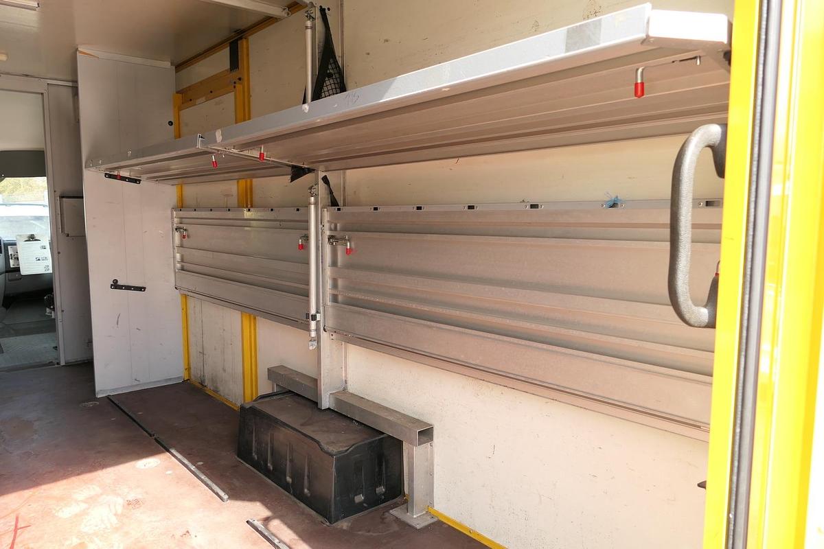 Gebraucht Mercedes-Benz SPRINTER 310 CDI MAXI EURO-5 KOFFER REGALE KAMERA DURCHGANG