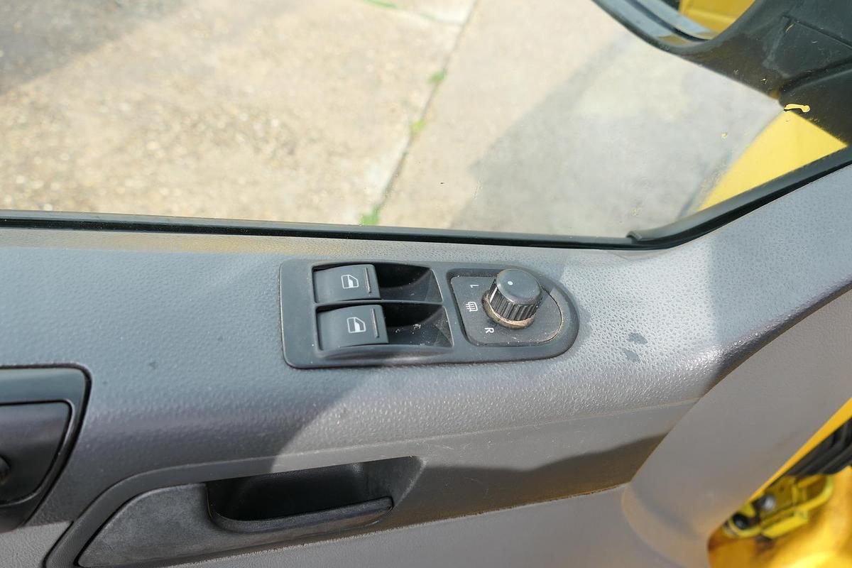 Gebraucht Volkswagen T5 Transporter 2.0 TDI PARKTRONIK EURO-5 2xSCHIEBETÜR CoC