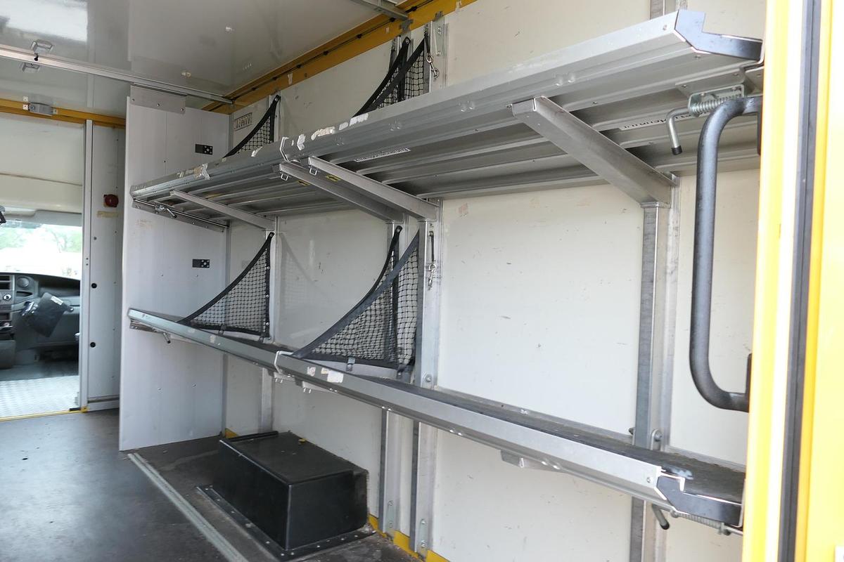 Gebraucht Iveco Daily 35 S11 C30C AUTOMATIK KAMERA Regale LUFT DURCHGANG EURO-5 CoC