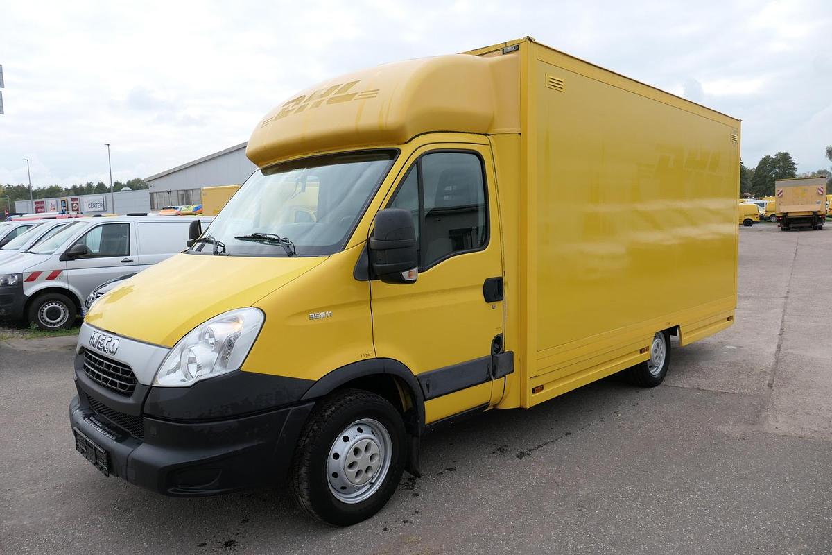 Gebraucht Iveco Daily 35 S11 C30C AUTOMATIK KAMERA Regale LUFT DURCHGANG EURO-5 CoC