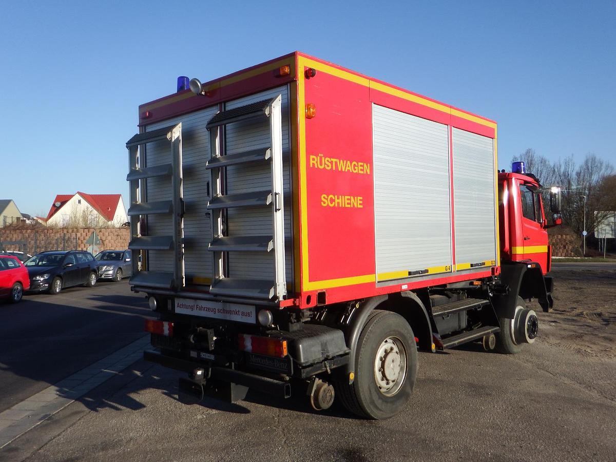 Gebraucht Mercedes-Benz 1124AF 4x4 ZW Feuerwehr Zweiwege Schienenverkehr Lenkachse - AHK - Seilwinde - SFZ
