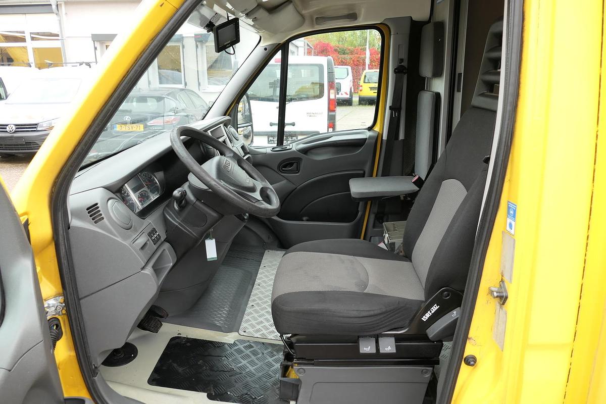 Gebraucht Iveco Daily 35 S11 C30C AUTOMATIK KAMERA MAXI Regale DURCHGANG