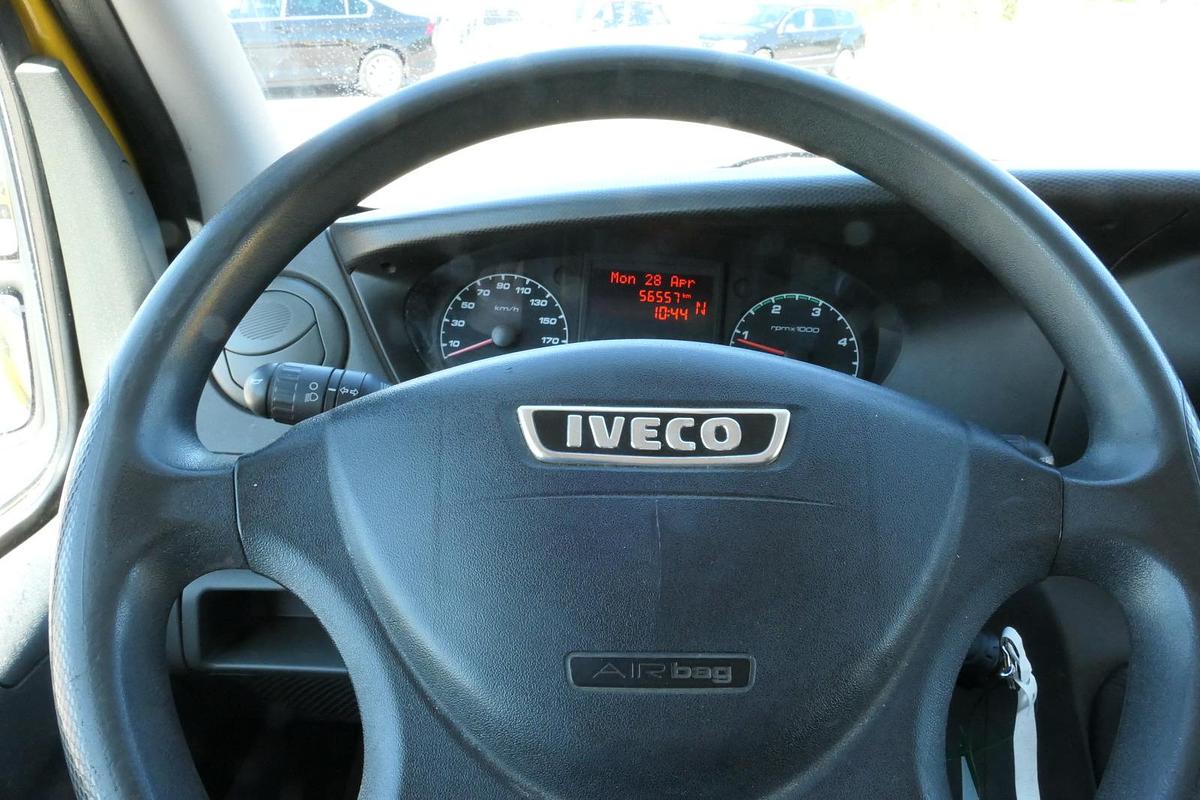 Gebraucht Iveco Daily 35 S11 C30C AUTOMATIK KAMERA Regale LUFT DURCHGANG EURO-5 CoC