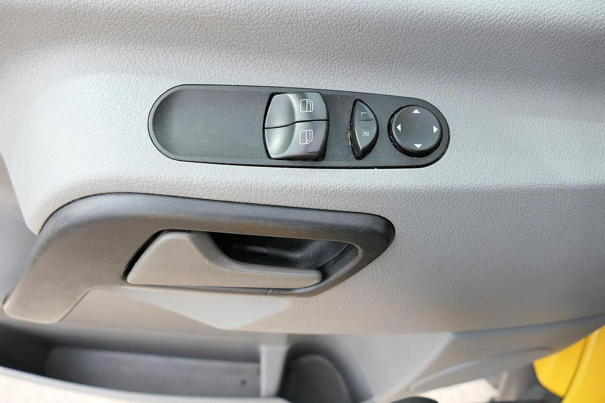 Gebraucht Mercedes-Benz SPRINTER 310 CDI MAXI EURO-5 CoC KOFFER REGALE KAMERA DURCHGANG