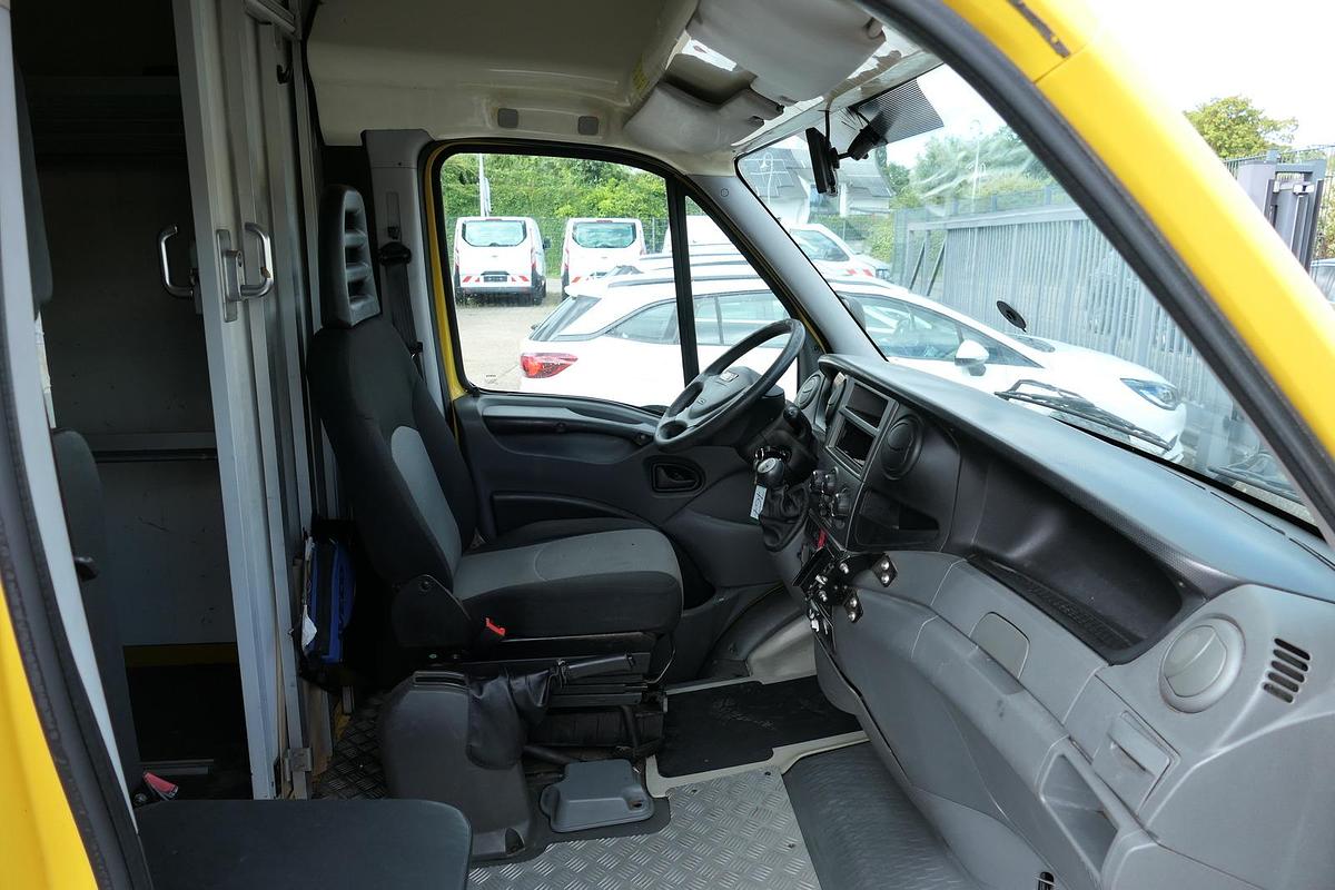 Gebraucht Iveco Daily 35 S11 C30C AUTOMATIK KAMERA Regale LUFT DURCHGANG EURO-5 CoC