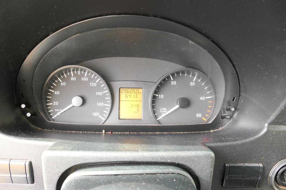 Gebraucht Mercedes-Benz SPRINTER 310 CDI MAXI EURO-5 KOFFER REGALE KAMERA DURCHGANG