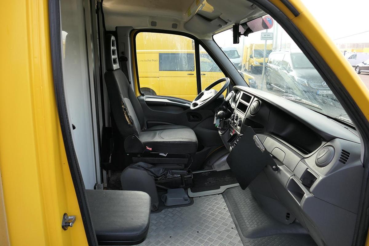 Gebraucht Iveco Daily 35 S11 C30C AUTOMATIK KAMERA Regale LUFT DURCHGANG EURO-5 CoC