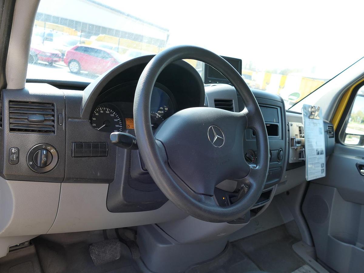 Gebraucht Mercedes-Benz SPRINTER 310 CDI MAXI EURO-5 KOFFER REGALE KAMERA DURCHGANG