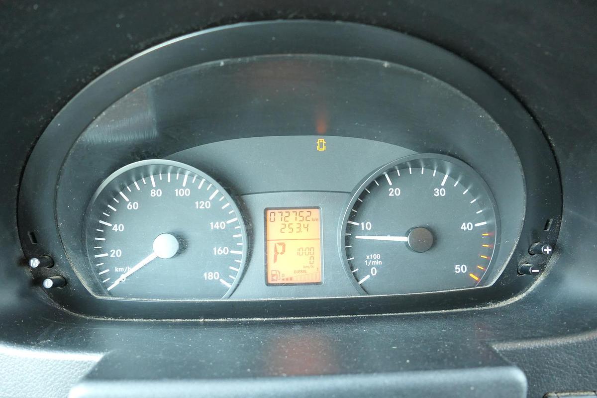 Gebraucht Mercedes-Benz SPRINTER 310 CDI MAXI EURO-5 KOFFER DURCHGANG REGALE KAMERA SERVICE