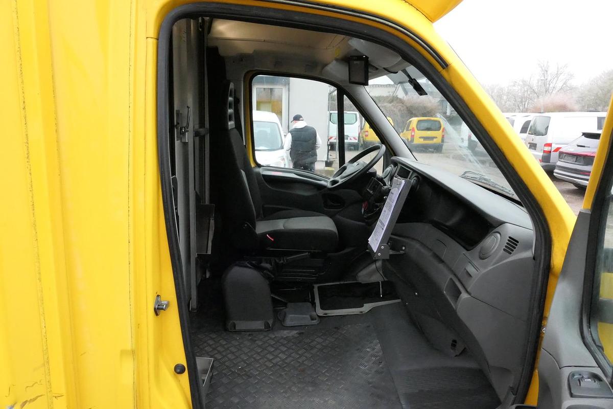 Gebraucht Iveco Daily 35 S11 C30C AUTOMATIK KAMERA Regale LUFT DURCHGANG EURO-5 CoC