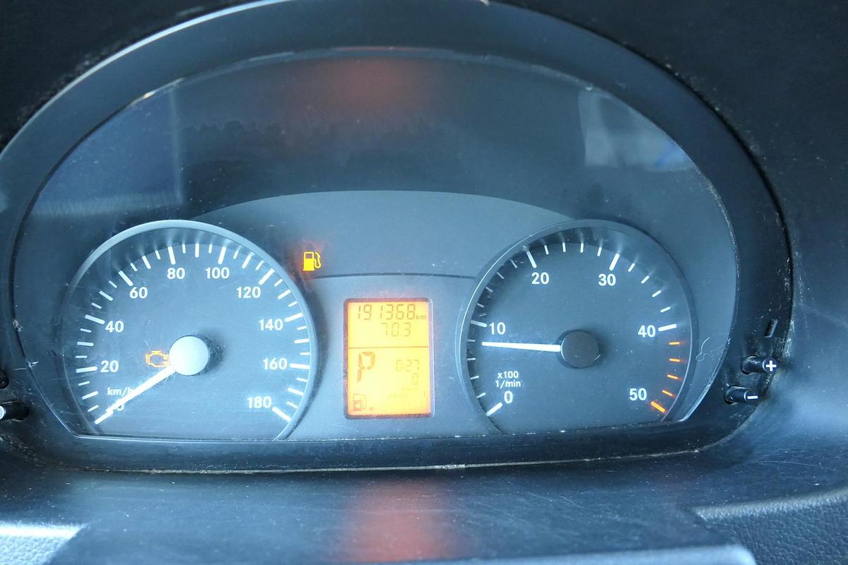 Gebraucht Mercedes-Benz SPRINTER 310 CDI MAXI EURO-5 KOFFER REGALE KAMERA DURCHGANG