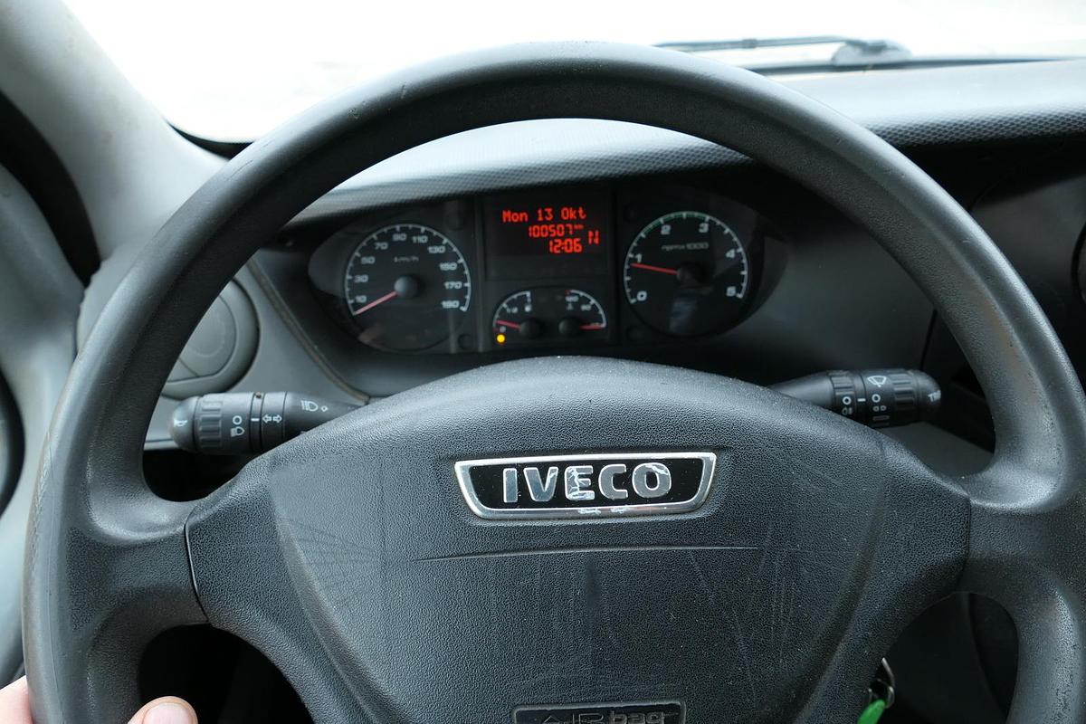 Gebraucht Iveco Daily 35 S11 C30C AUTOMATIK KAMERA MAXI KAMERA Regale LUFT - EURO 5 - CoC