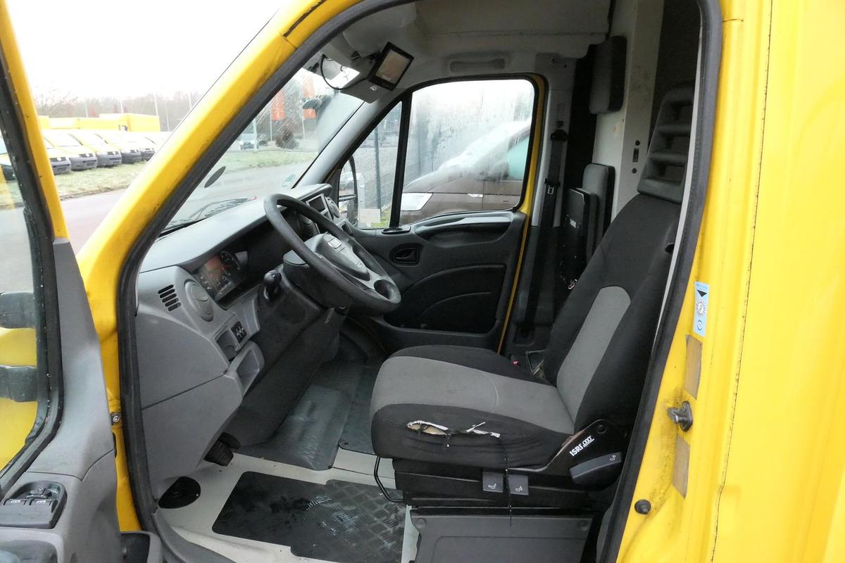 Gebraucht Iveco Daily 35 S11 C30C AUTOMATIK KAMERA MAXI KAMERA Regale LUFT - EURO 5 - CoC