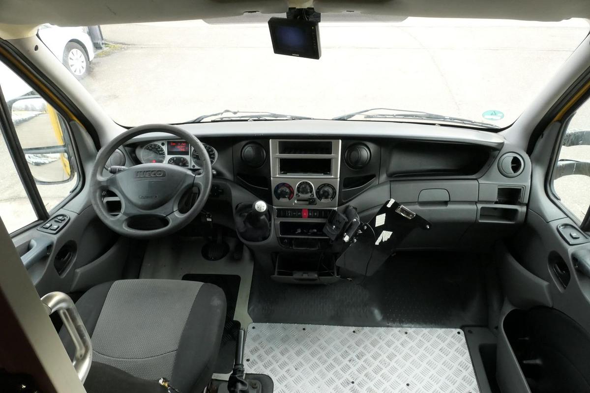 Gebraucht Iveco Daily 35 S11 C30C AUTOMATIK KAMERA MAXI Regale DURCHGANG