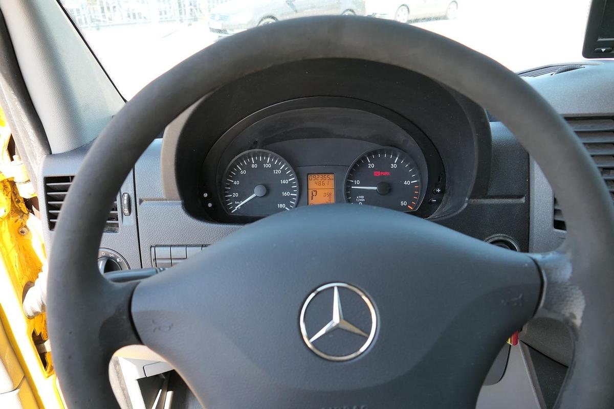 Gebraucht Mercedes-Benz SPRINTER 310 CDI MAXI EURO-5 KOFFER DURCHGANG REGALE KAMERA